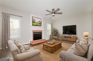 7340 Lanier Cove Ct, Cumming, GA 30041 - Photo 4
