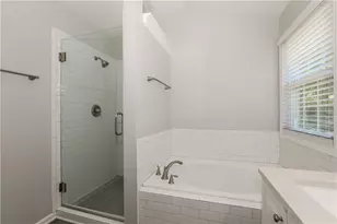 7340 Lanier Cove Ct, Cumming, GA 30041 - Photo 14