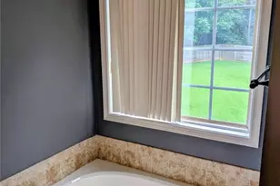 156 Diamond Ct, Carrollton, GA 30116 - Photo 10
