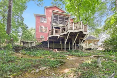 2312 Woodsfield Court NE, Marietta, GA 30062 - Photo 12