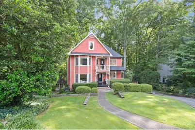 2312 Woodsfield Court NE, Marietta, GA 30062 - Photo 4