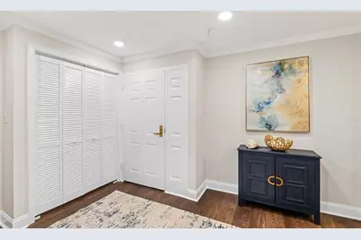1800 Clairmont Lake #426, Decatur, GA 30033 - Photo 8