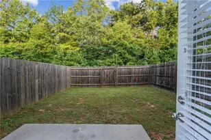2160 Arnage Dr, Lithonia, GA 30058 - Photo 32