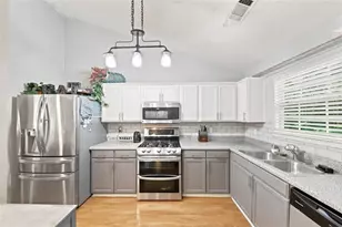 5922 Waggoner Ct, Rex, GA 30273 - Photo 6