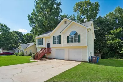 403 Edgewood Drive, McDonough, GA 30253 - Photo 2