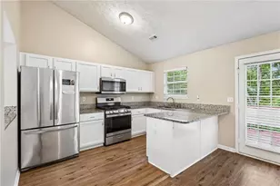 403 Edgewood Dr, McDonough, GA 30253 - Photo 12