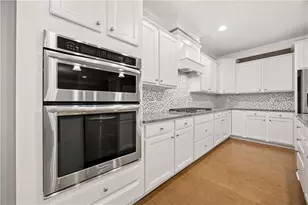 2002 Blossom Hill Dr, Roswell, GA 30076 - Photo 12