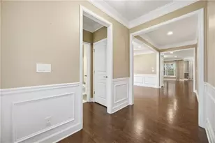 2002 Blossom Hill Dr, Roswell, GA 30076 - Photo 2