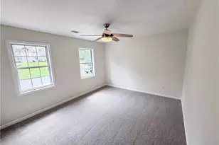 4615 Creek Bluff Dr, Buford, GA 30518 - Photo 16