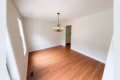 4615 Creek Bluff Drive, Buford, GA 30518 - Photo 10