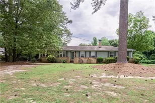 2685 Ashworth Lake Rd, Snellville, GA 30078 - Photo 1
