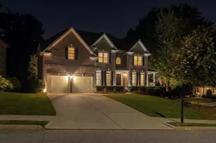 867 Blue Heather Ct, Lawrenceville, GA 30045 - Photo 2
