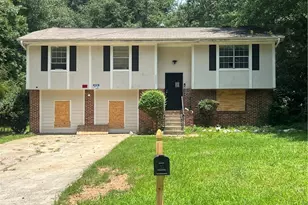 5852 Hallwood Ct, Lithonia, GA 30058 - Photo 1