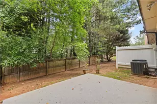 1110 Pepper Ln, Lawrenceville, GA 30044 - Photo 18