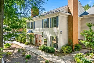 46 Mt Vernon Cir, Atlanta, GA 30338 - Photo 2