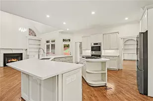 5950 Long Island Dr NW, Atlanta, GA 30328 - Photo 22