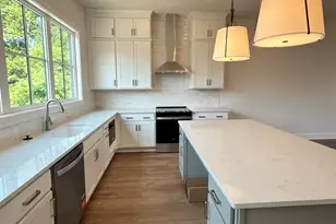2688 Mackintosh Ct, Brookhaven, GA 30319 - Photo 6