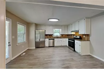 4125 Inola Trail NE, Roswell, GA 30075 - Photo 4