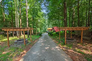 4366 Whiporwill Rd, Gillsville, GA 30543 - Photo 6