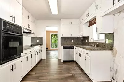 4195 Sunrise Trail, Atlanta, GA 30349 - Photo 8