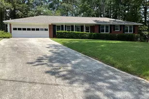 1944 Lashley Ct, Snellville, GA 30078 - Photo 2