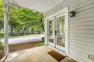 820 Cannon Run, Marietta, GA 30064 - Photo 6