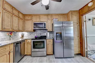 3900 Greystone Court W, Stone Mountain, GA 30083 - Photo 12