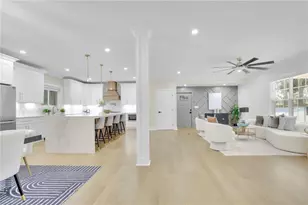 11505 Elkins Rd, Roswell, GA 30076 - Photo 16