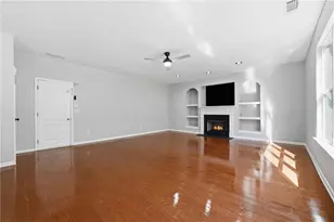 1328 Avington Glen Dr, Lawrenceville, GA 30045 - Photo 10