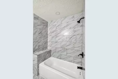 8438 N Pond Drive, Riverdale, GA 30274 - Photo 14
