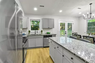 8438 N Pond Drive, Riverdale, GA 30274 - Photo 10