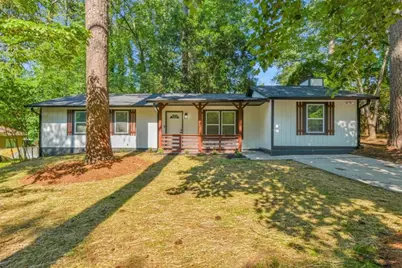 8438 N Pond Drive, Riverdale, GA 30274 - Photo 1