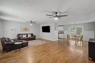611 Calloway Dr, Rockmart, GA 30153 - Photo 2