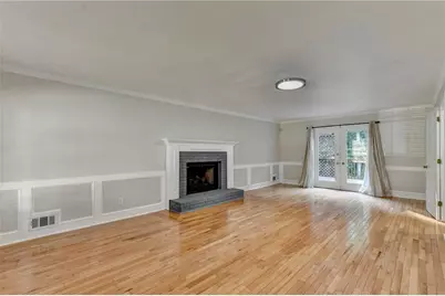 1437 Watsons Place, Lawrenceville, GA 30043 - Photo 4
