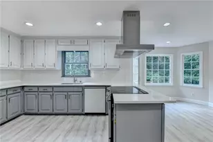 1437 Watsons Pl, Lawrenceville, GA 30043 - Photo 8