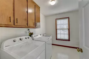 1437 Watsons Pl, Lawrenceville, GA 30043 - Photo 16