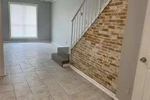 404 Prince of Wales, Stone Mountain, GA 30083 - Photo 4
