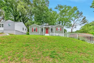 880 Pinehurst Terrace SW, Atlanta, GA 30310 - Photo 2