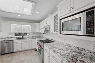 1052 Lakemont Dr, Gainesville, GA 30501 - Photo 24