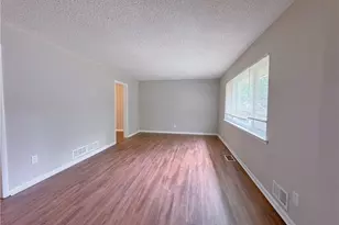 2223 Shamrock Dr, Decatur, GA 30032 - Photo 8
