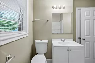 997 Pineglen Dr, Forest Park, GA 30297 - Photo 10