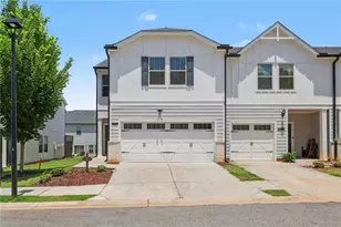 5473 Plain Field Ln, Lilburn, GA 30047 - Photo 2