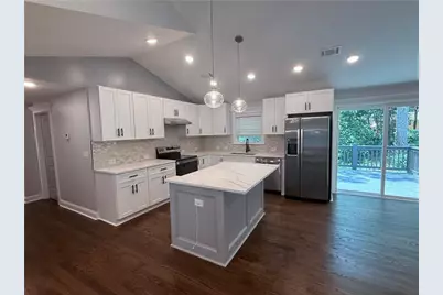 2103 Singer Way, Lithonia, GA 30058 - Photo 10