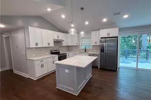 2103 Singer Way, Lithonia, GA 30058 - Photo 10