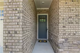 7013 River Rock Drive, Flowery Branch, GA 30542 - Photo 6