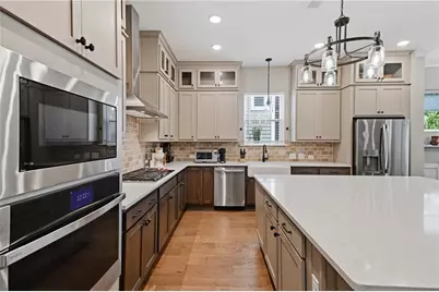 7013 River Rock Drive, Flowery Branch, GA 30542 - Photo 10