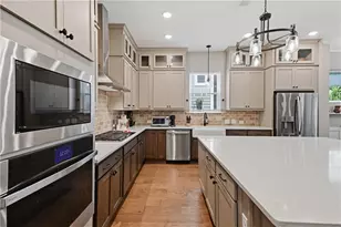7013 River Rock Drive, Flowery Branch, GA 30542 - Photo 10
