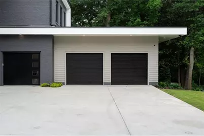 4063 Rickenbacker Drive NE, Atlanta, GA 30342 - Photo 8