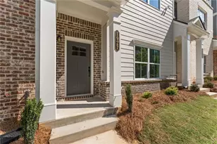 1927 Deco Dr, Kennesaw, GA 30144 - Photo 2