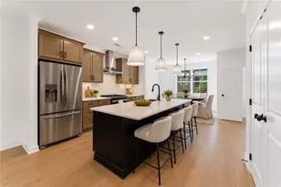1927 Deco Dr, Kennesaw, GA 30144 - Photo 2